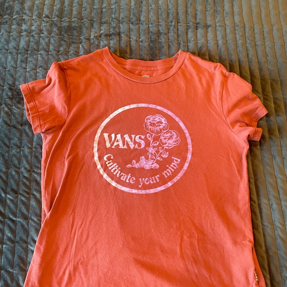 Vans Woman’s Orange Graphic Tee